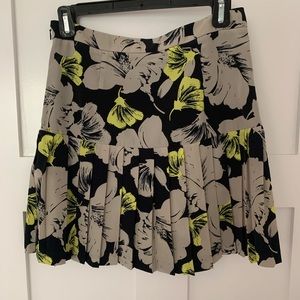 Banana Republic fit and flare skirt, Size 2